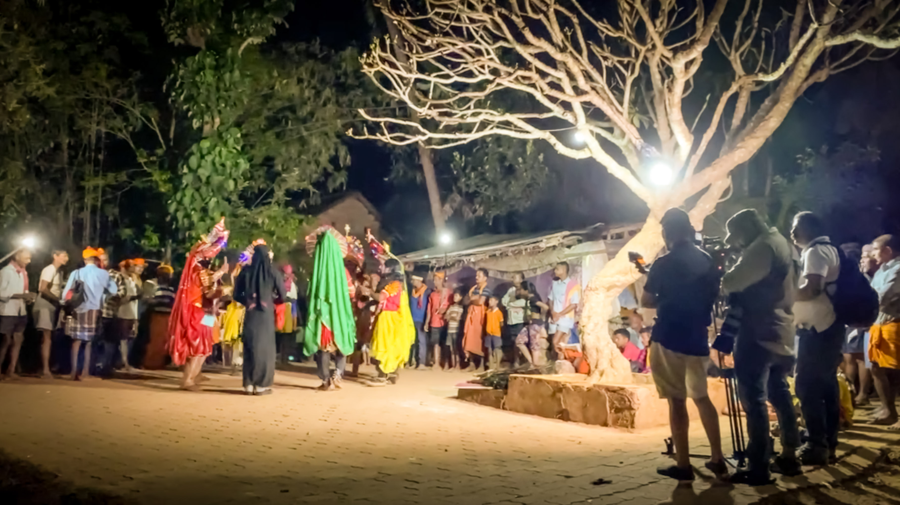 Filming the Halakki Sugi dance festival on Holi night